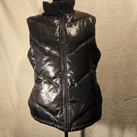 WATER RESISTANT, SHINY, PUFFER, BLACK OLD NAVY VEST - Picture 1 of 14